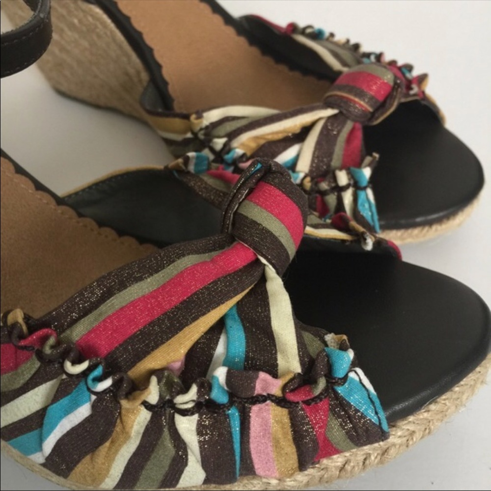 NIB DECREE CORA BROWN SIZE 9.5 WITH 4” WEDGE HEEL - Picture 3 of 4